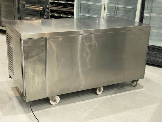 Maximize Your Bar and Restaurant's Beverage Service with the Polar G-Series Commercial Wine and Back Bar Cooler (198Ltr) - Mini Fridge